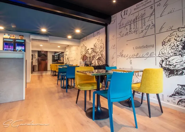 Montilleul - Primrose Отель 3*